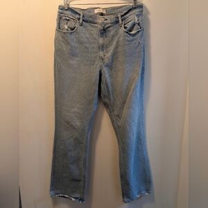 Abercrombie & Fitch ’70s Vintage Flare Jeans • Ultra High Rise • Size 32/14